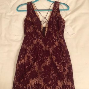 Wine colored lace bodycon dress